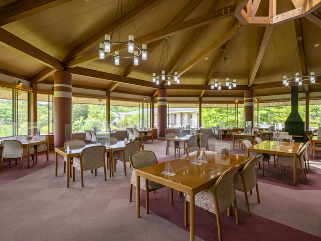 レストラン四季彩